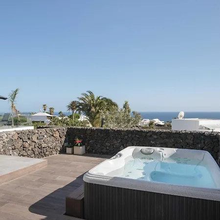 Luxury Mojones Stunning Seaviews Large Terraces Private Pool Tendereteros Puerto Del Carmen Tías
